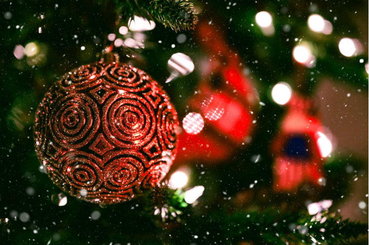 Green Artificial Christmas Trees: A Festive Addition for Nurses and Doctors in Hospital Life